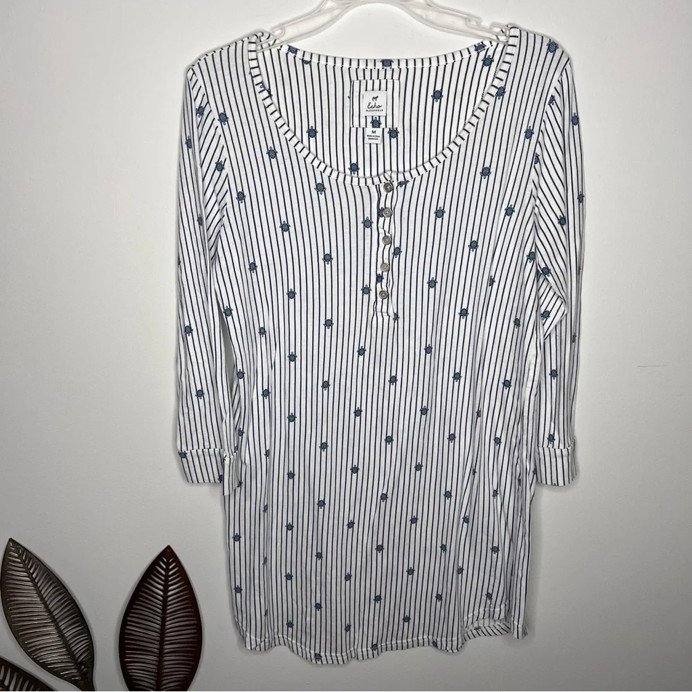 H7 Echo Rhonda Women's Jersey Sleep Shirt with Turtle Print‎
